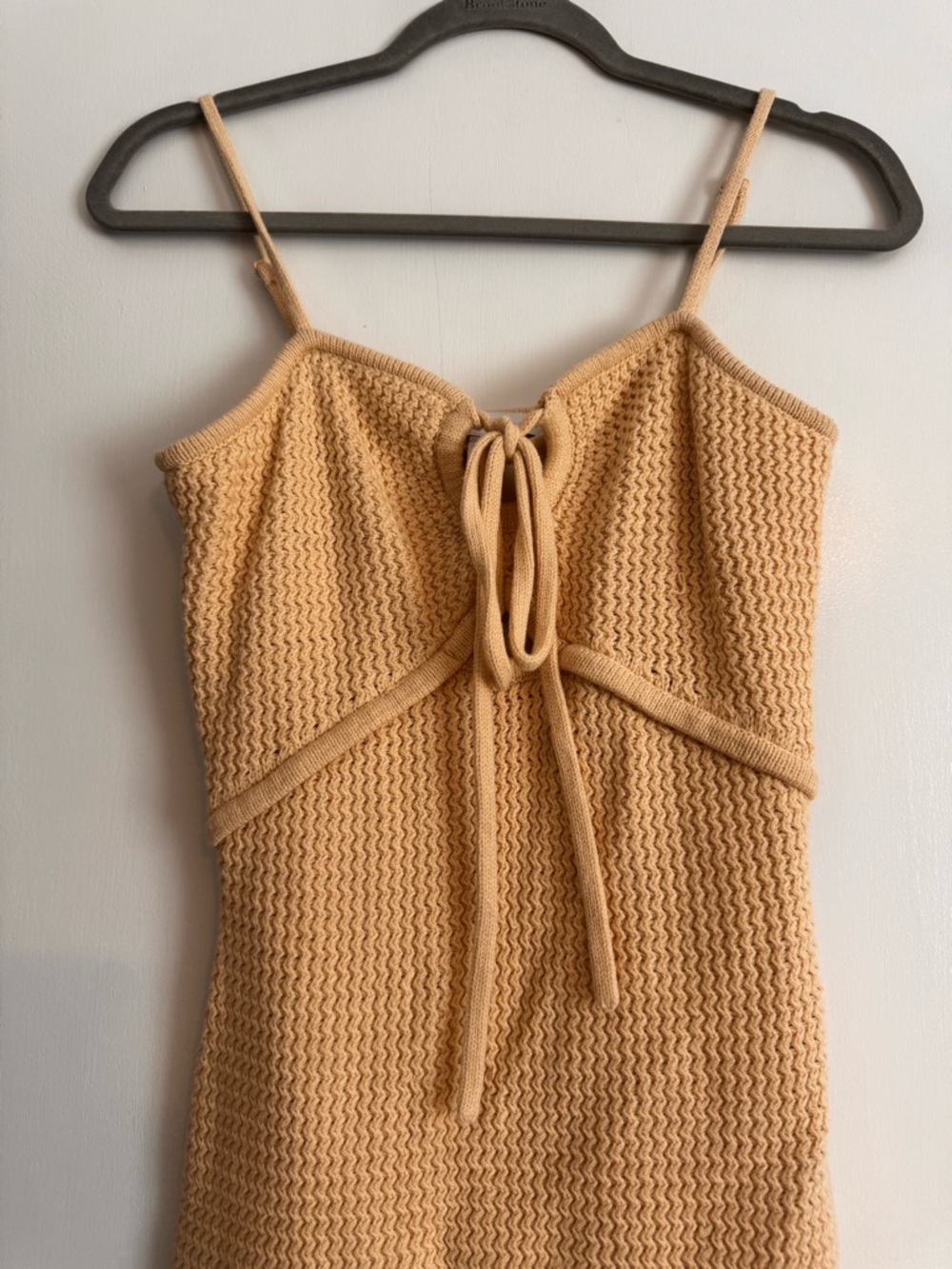 House of Harlow 1960 Beige Knit Tie-Front Midi Dress - Picture 3 of 6